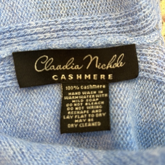 Claudia Nichole one size sky blue 100% cashmere  shawl or shrug - Picture 8 of 8